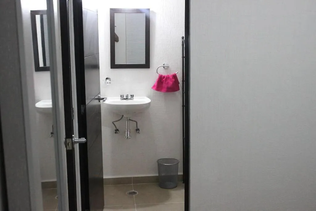 Apartamento Depa de PLAYA c/ALBERCA cerca de la 5a AVENIDA Playa del Carmen